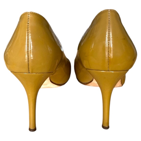 Kate Spade Pumps - Picture 4 of 11